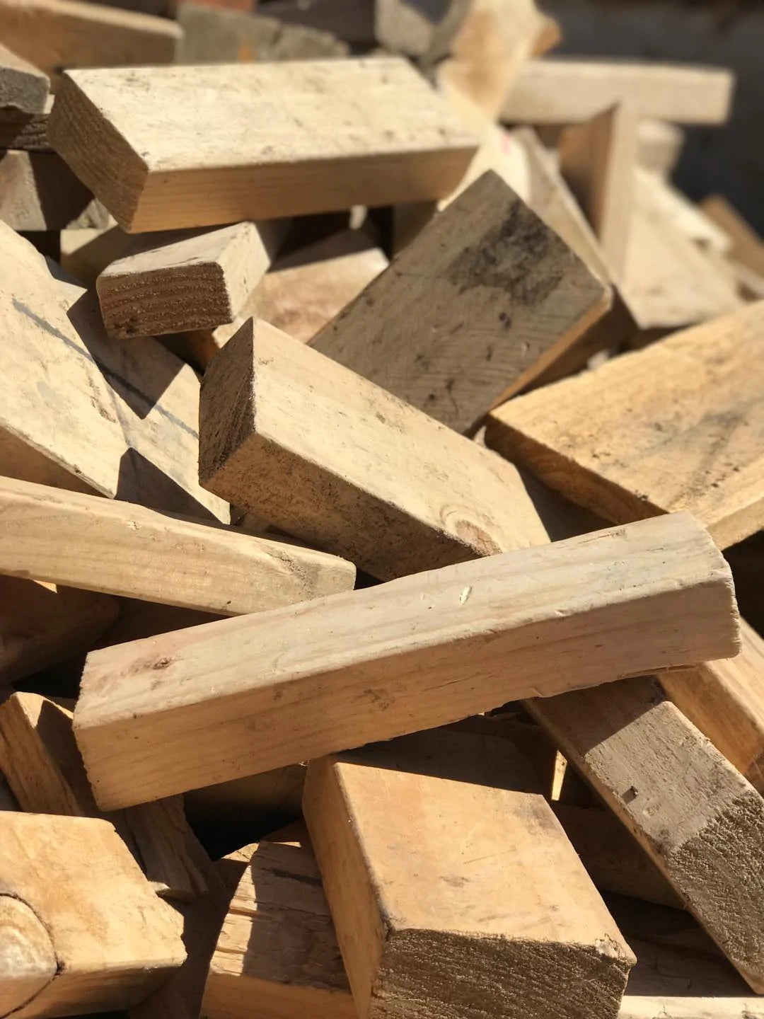 COMBO DEAL - PINE OFFCUTS, KINDLING & FIRE LIGHTERS